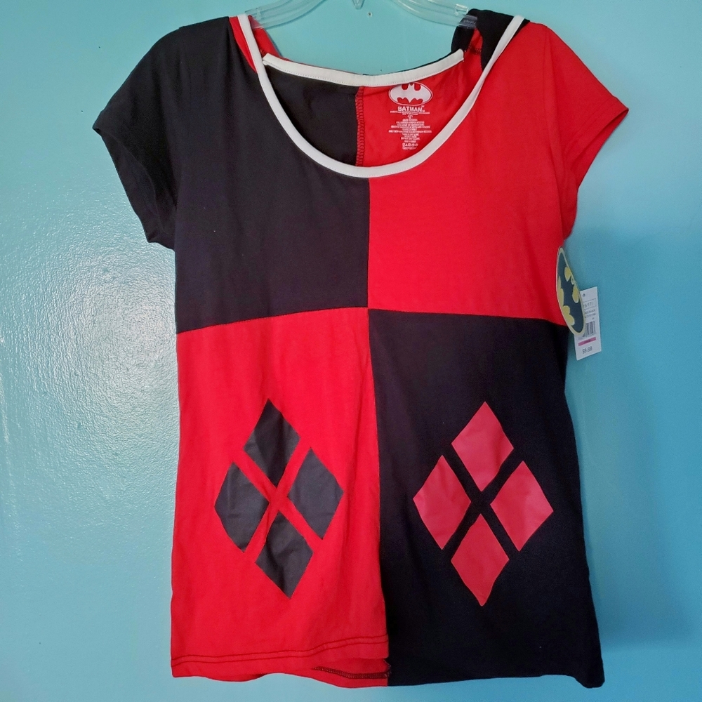 NWT Harley Quinn Black and Red Hooded Shirt